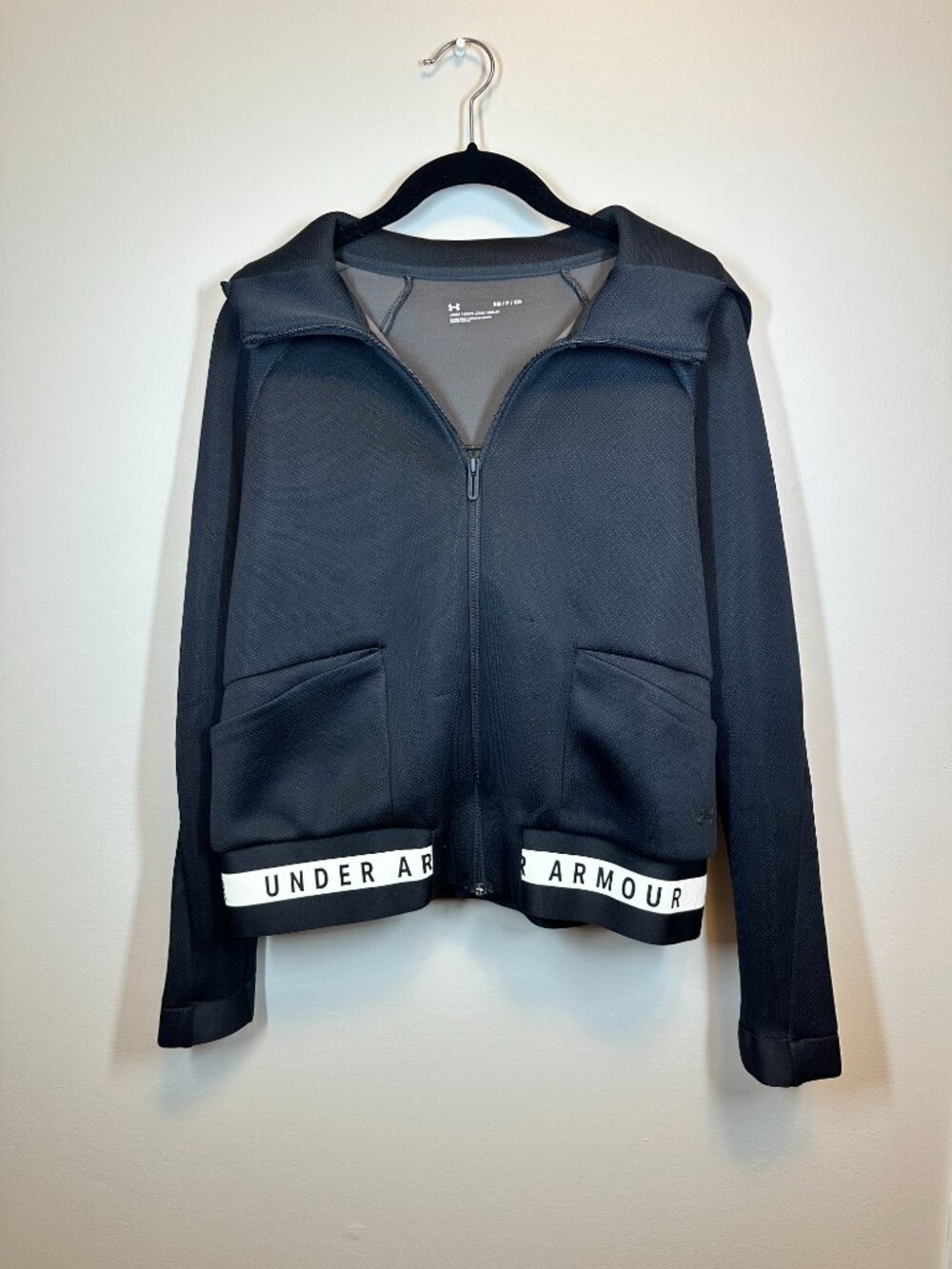 Under Armour Womens Temperature-Control Zip Jacket Black Size S